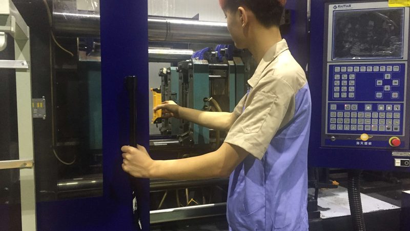 吸塑模具安装施工标准：关键步骤与注意事项