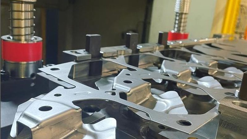 汽车模具代理加盟，成功背后的关键因素**